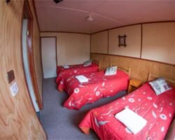 Hostal - Habitación triple baño privado